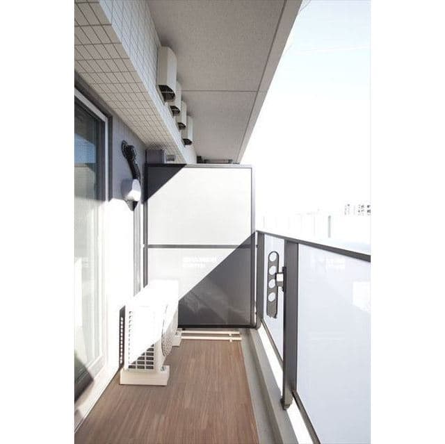 Room image 11