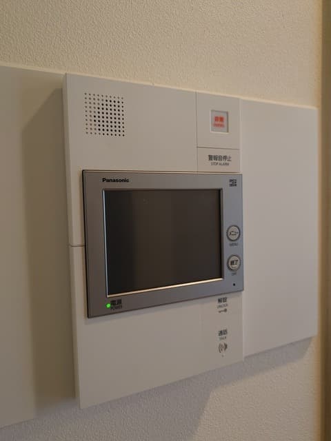 Room image 9