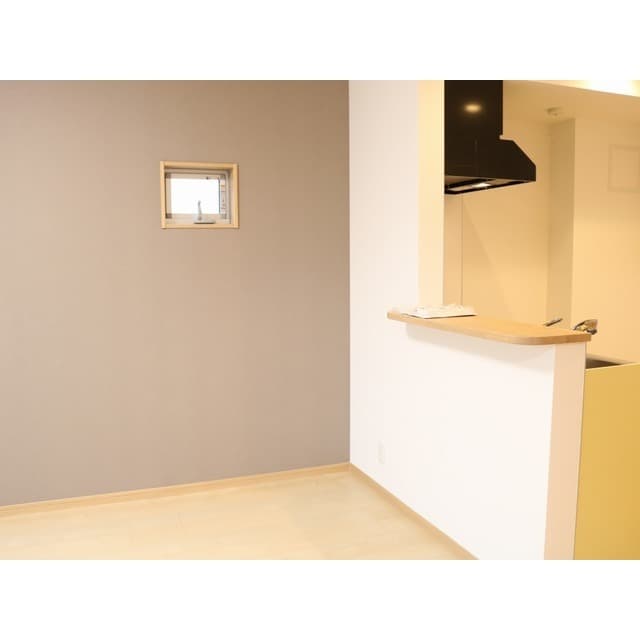 Room image 15