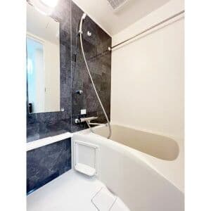 Room image 14