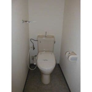 Room image 15