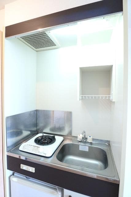 Room image 12