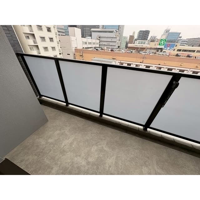 Room image 16