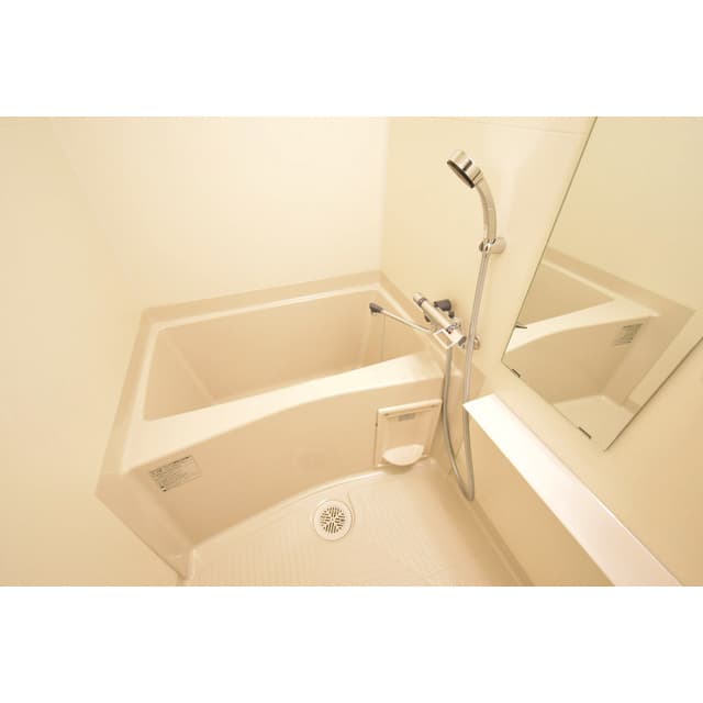 Room image 16