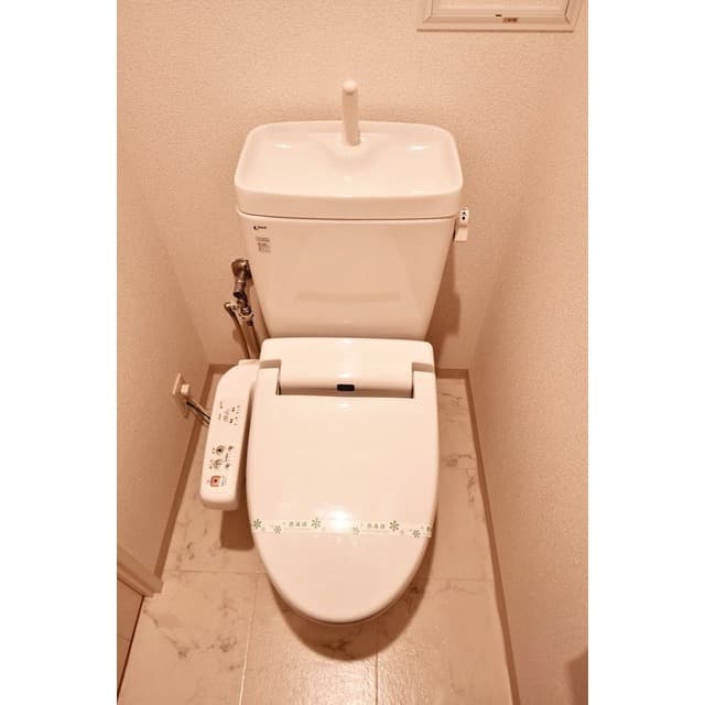 Room image 10