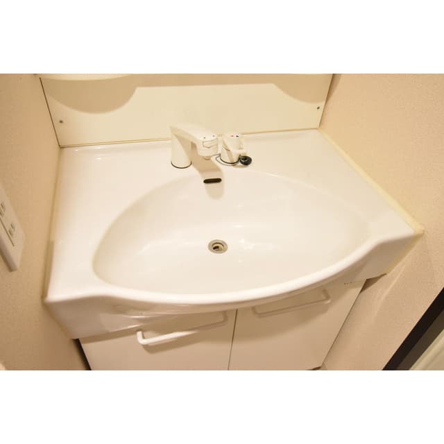 Room image 15