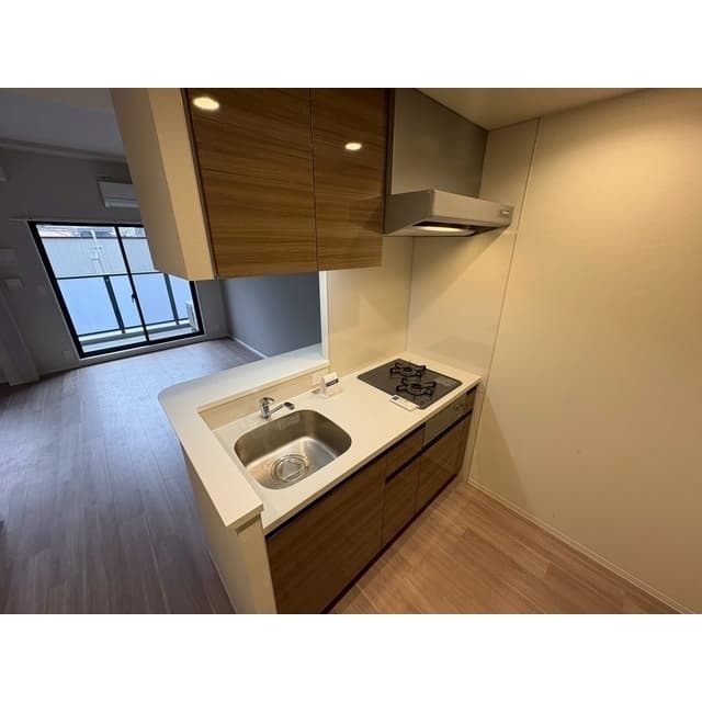 Room image 9