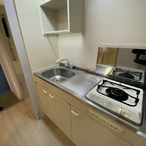 Room image 8