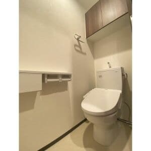 Room image 13