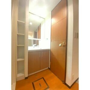 Room image 13