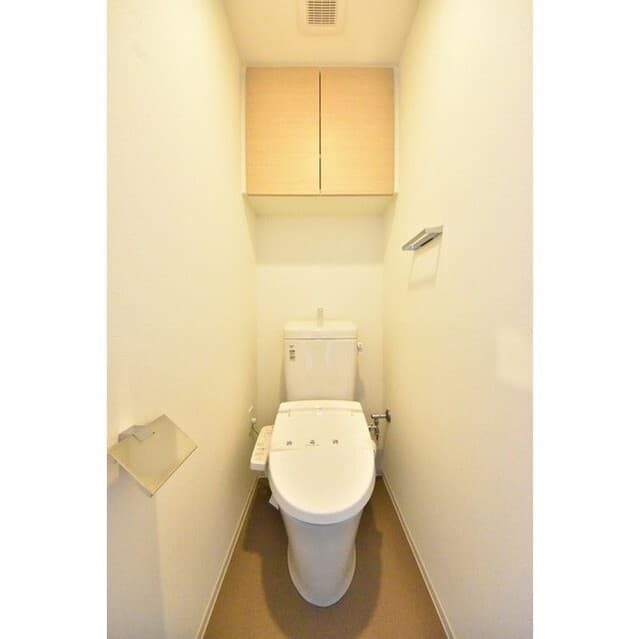 Room image 10