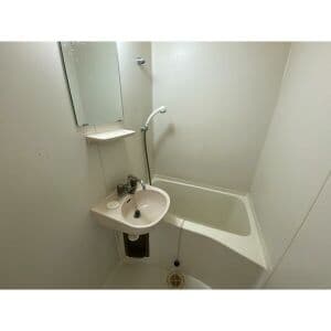 Room image 14