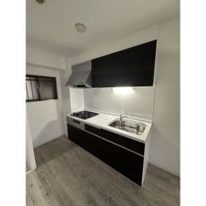 Room image 9