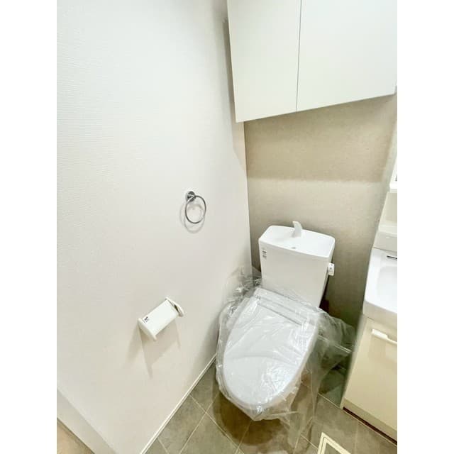 Room image 11