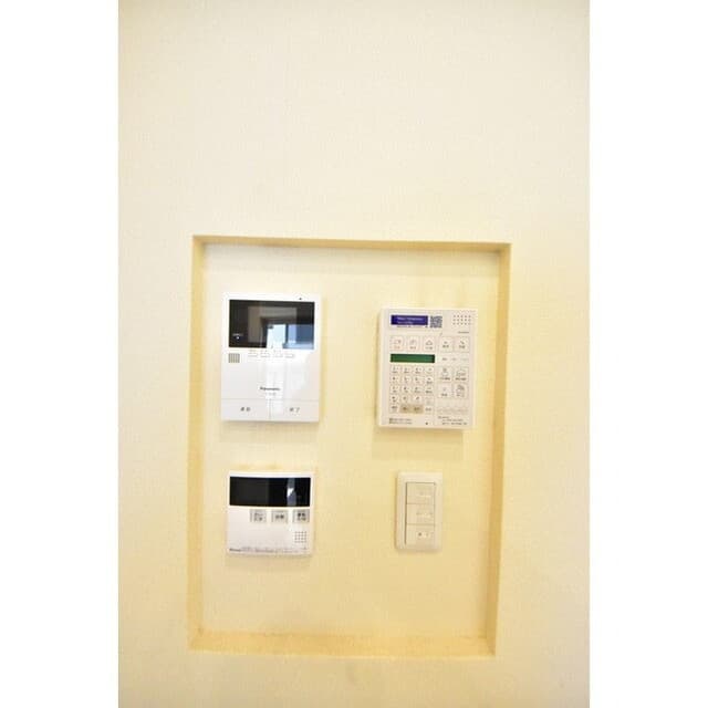 Room image 14
