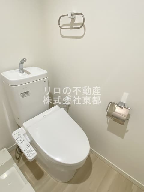 Room image 9