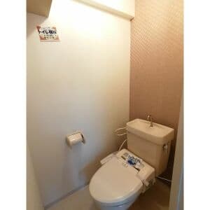 Room image 13