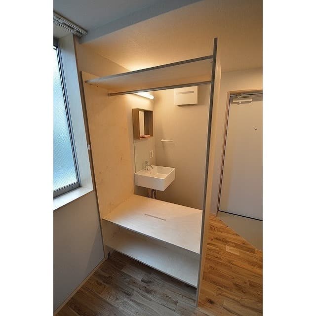Room image 10