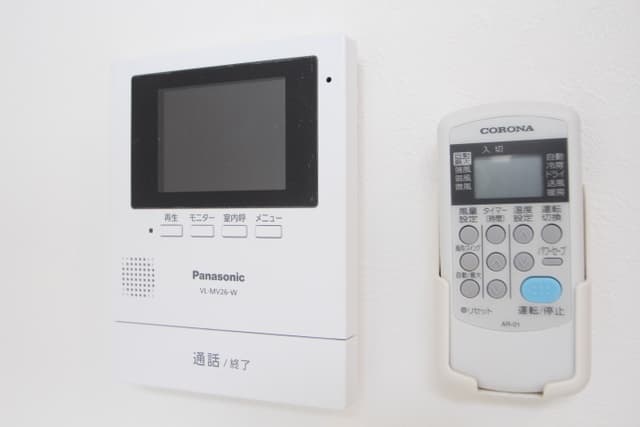 Room image 13