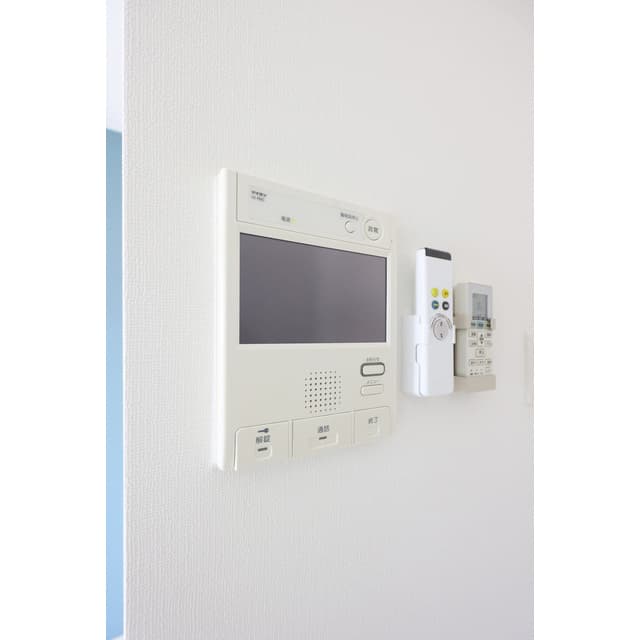 Room image 13