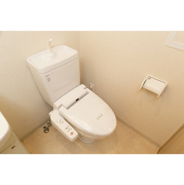 Room image 10