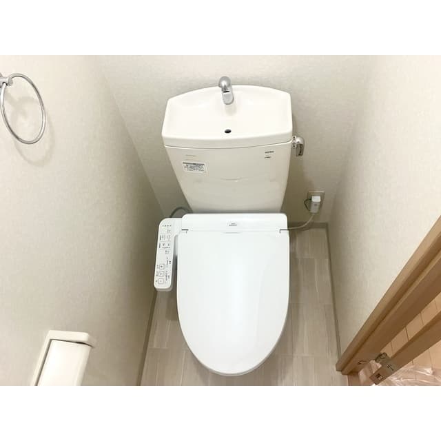 Room image 12