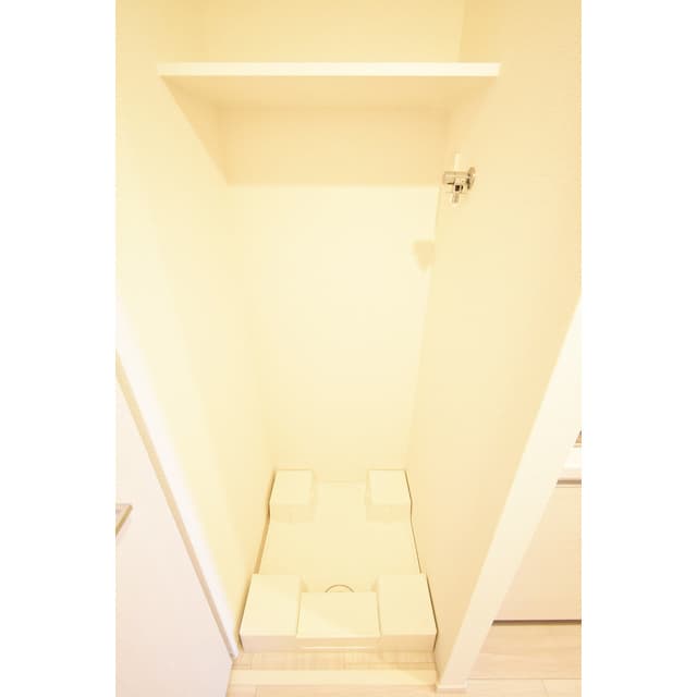 Room image 15
