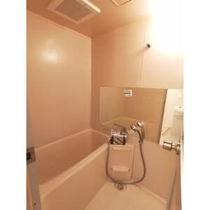 Room image 15