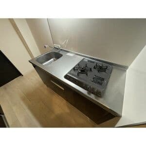 Room image 12