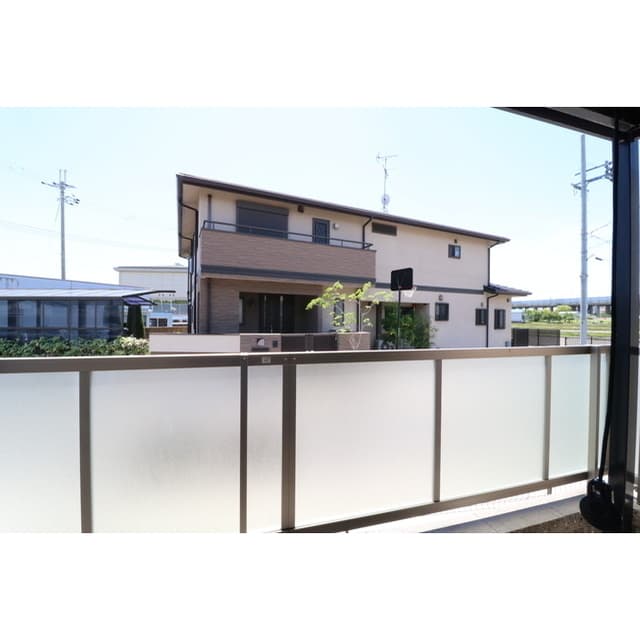Room image 11