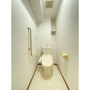 Room image 11