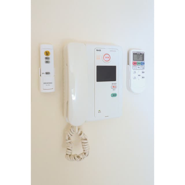 Room image 11