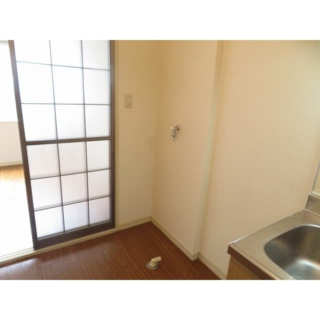 Room image 13