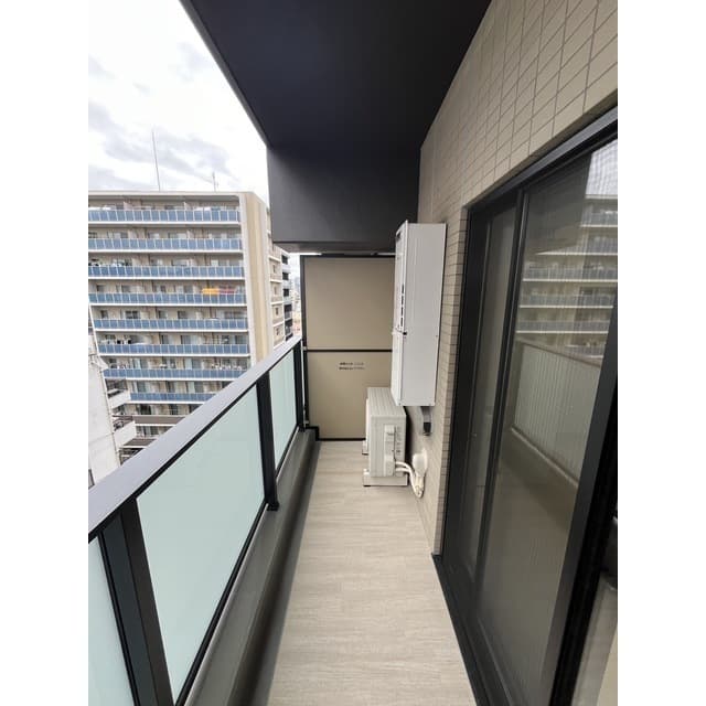 Room image 11