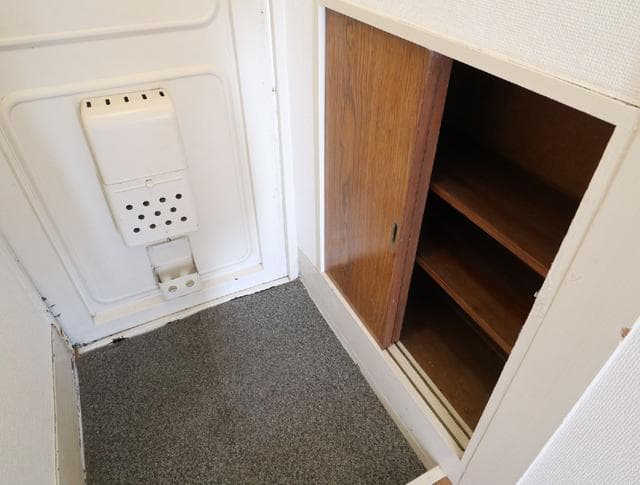 Room image 12