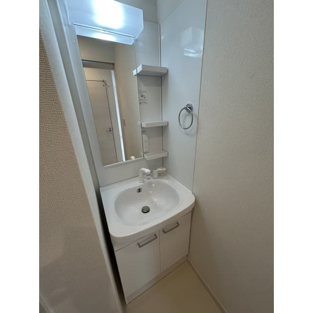 Room image 12