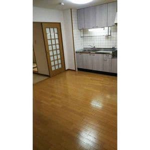 Room image 13