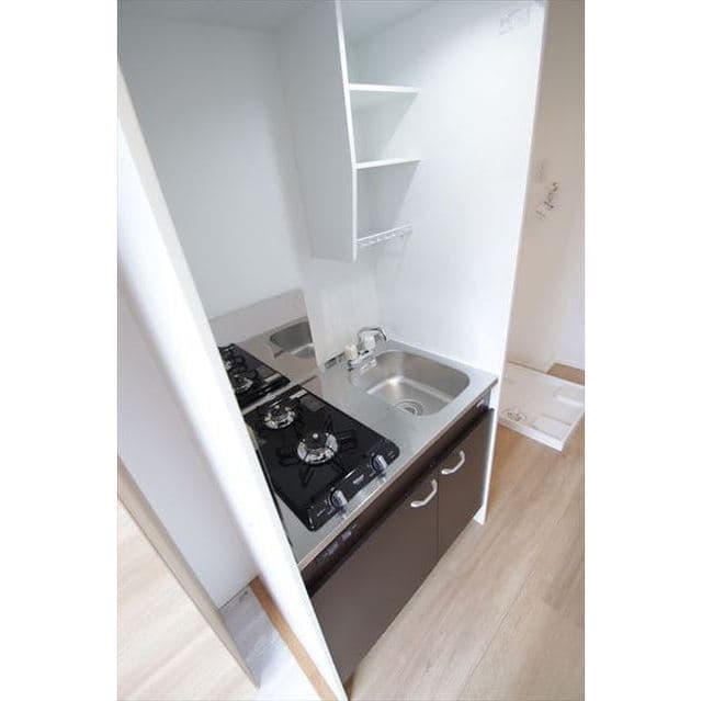Room image 9