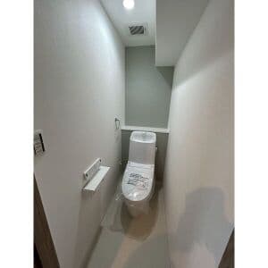 Room image 11