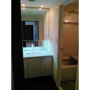 Room image 13