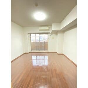 Room image 15