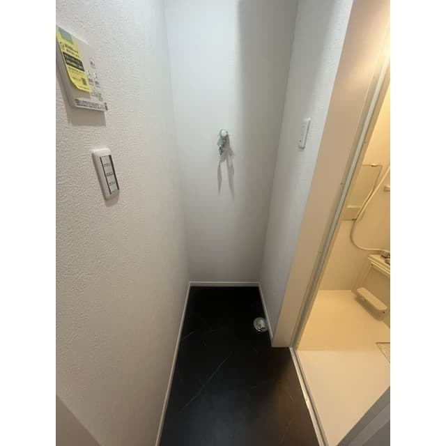 Room image 14