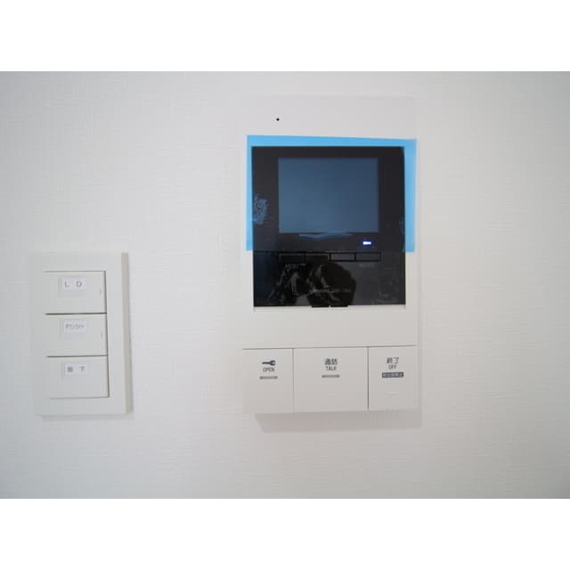 Room image 11