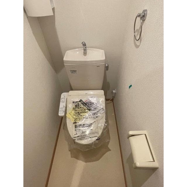 Room image 12