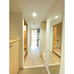 Room image 12