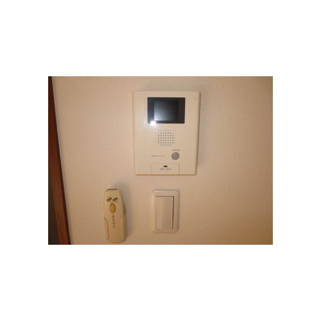 Room image 16