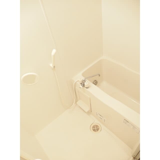 Room image 10