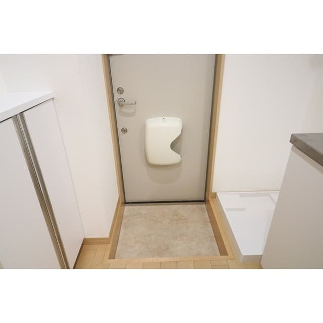 Room image 12