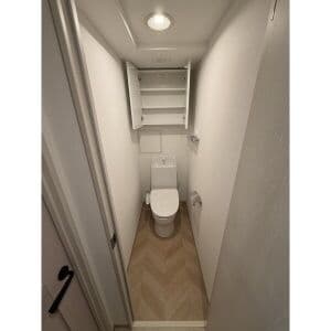 Room image 8