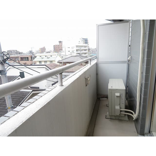 Room image 14